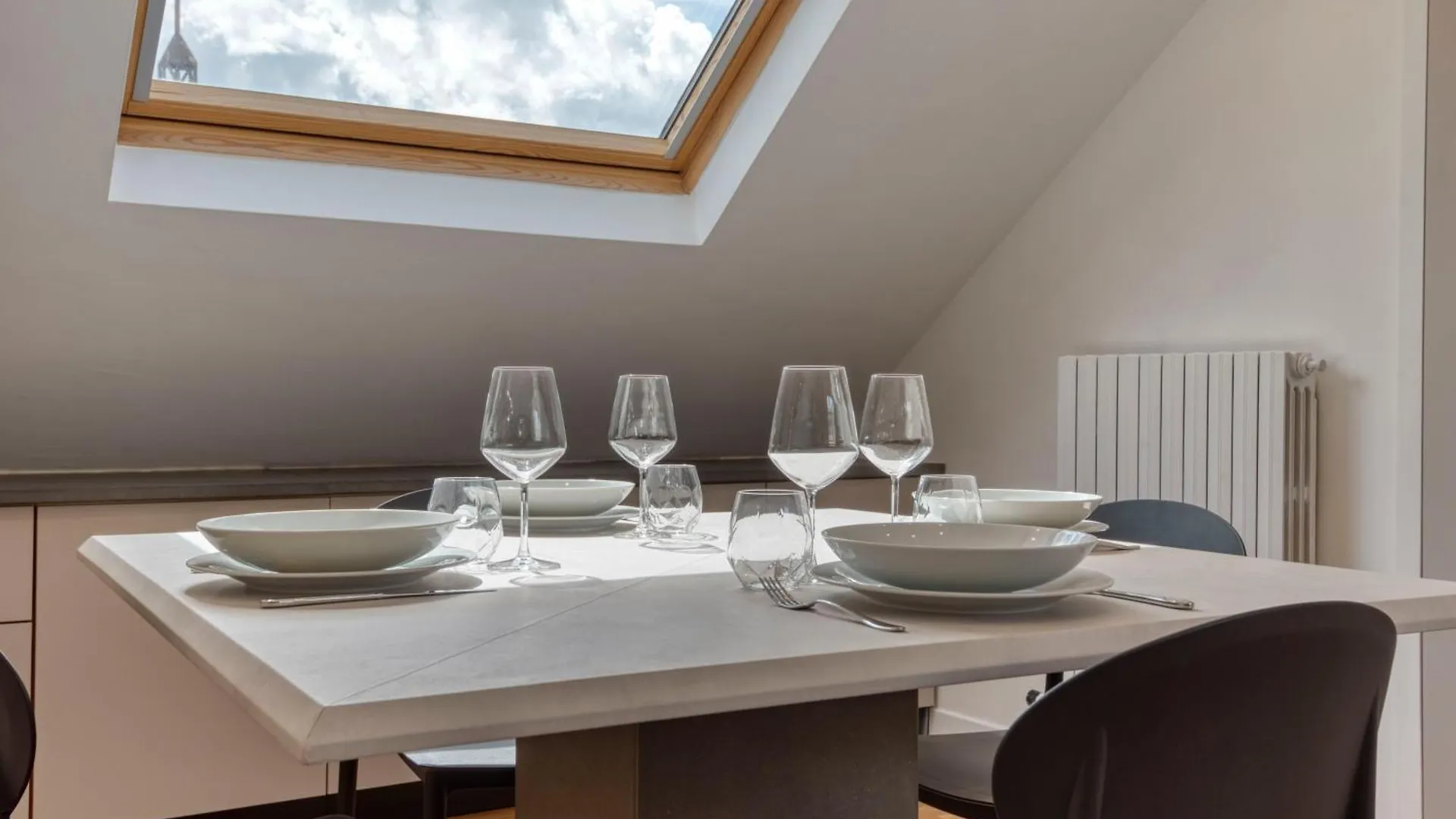 Milan Royal Suites -Montenapoleone- Italy