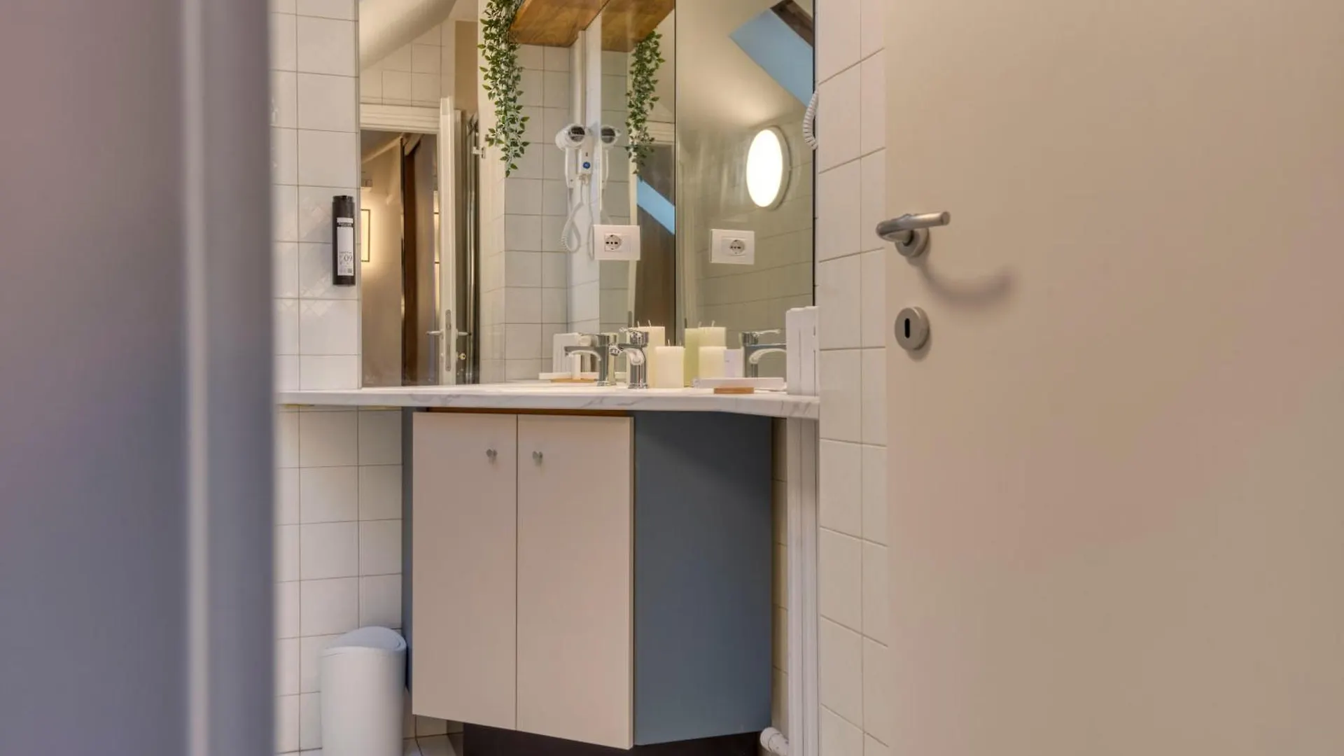 Apartment Milan Royal Suites -Montenapoleone- Italy